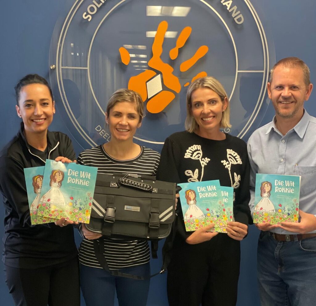 Skooltassie-projek kinderboeke